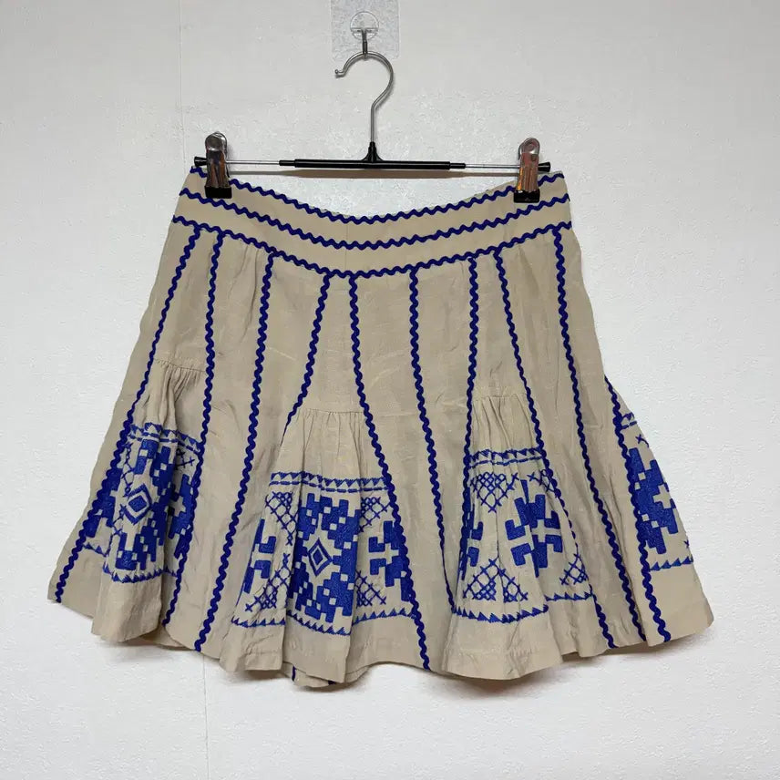 [BUNJANG] Ozsecon Embroidered Skirt S / 오즈세컨 자수 스커트 S