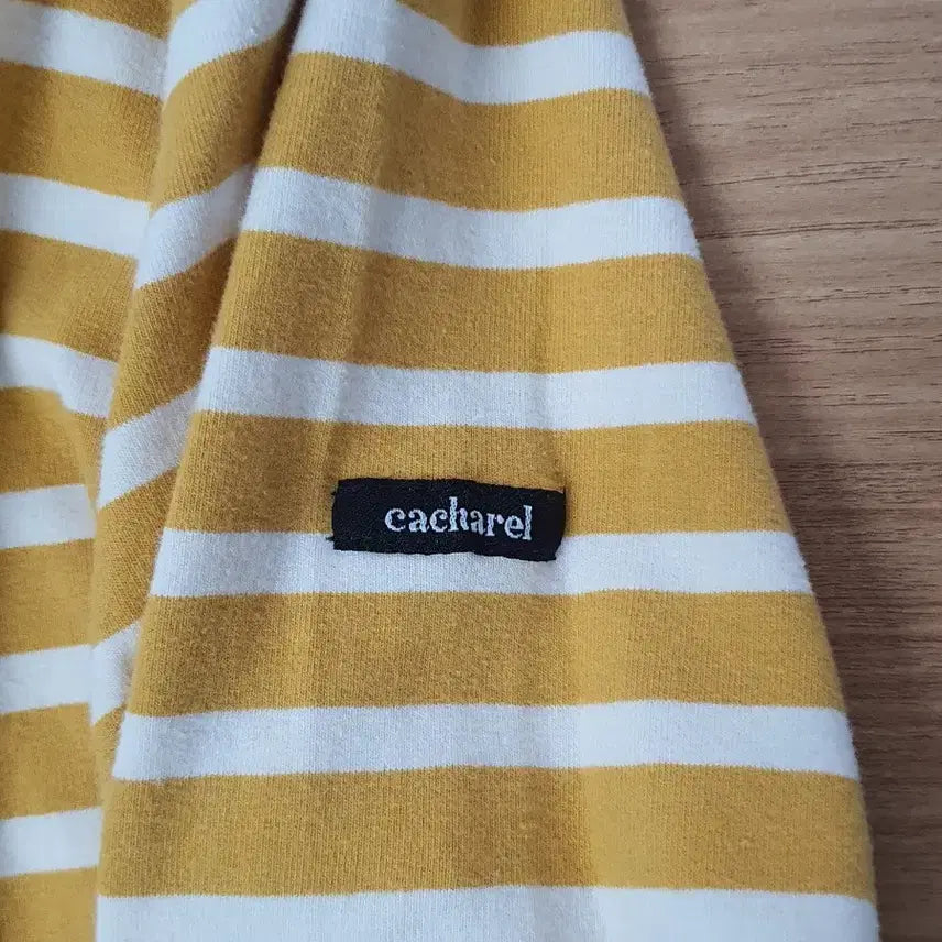 [BUNJANG] cacharel 까사렐 단가라 스판 긴팔 라운드티셔츠 / cacharel 까사렐 단가라 스판 긴팔 라운드티셔츠