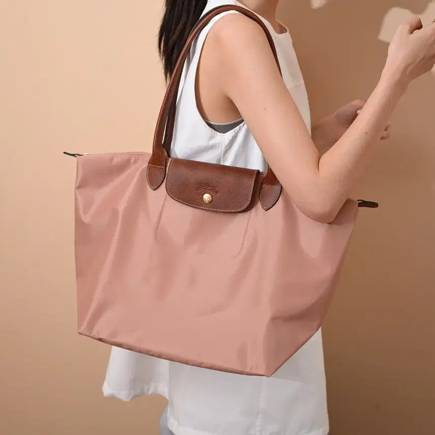 [BUNJANG] Longchamp Nylon and Leather Clutch Crossbody Bag / 롱샴 클러치백 크로스백  핑크 나일론 소가죽 라지 사이즈 여성