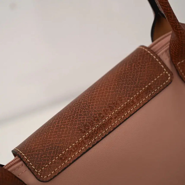 [BUNJANG] Longchamp Nylon and Leather Clutch Crossbody Bag / 롱샴 클러치백 크로스백  핑크 나일론 소가죽 라지 사이즈 여성