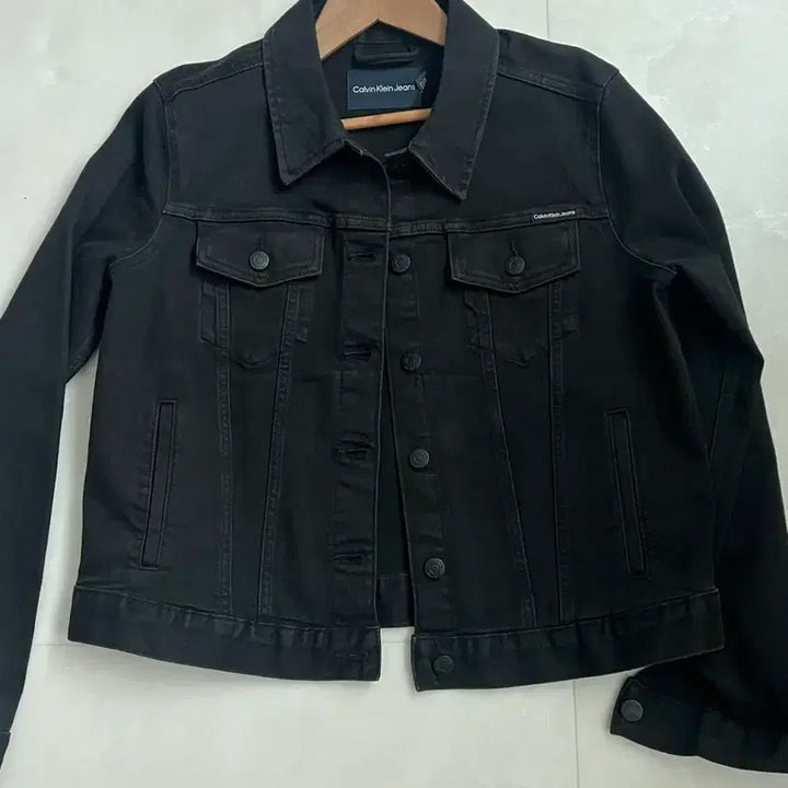 [BUNJANG] Calvin Klein Black Denim Jacket / 켈빈클라인 흑청자켓