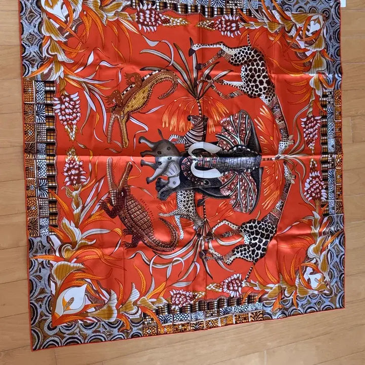 [BUNJANG] Hermès Carré 90 Silk Scarf / 에르메스 까레 90 실크 스카프 (정품 / 새상품)