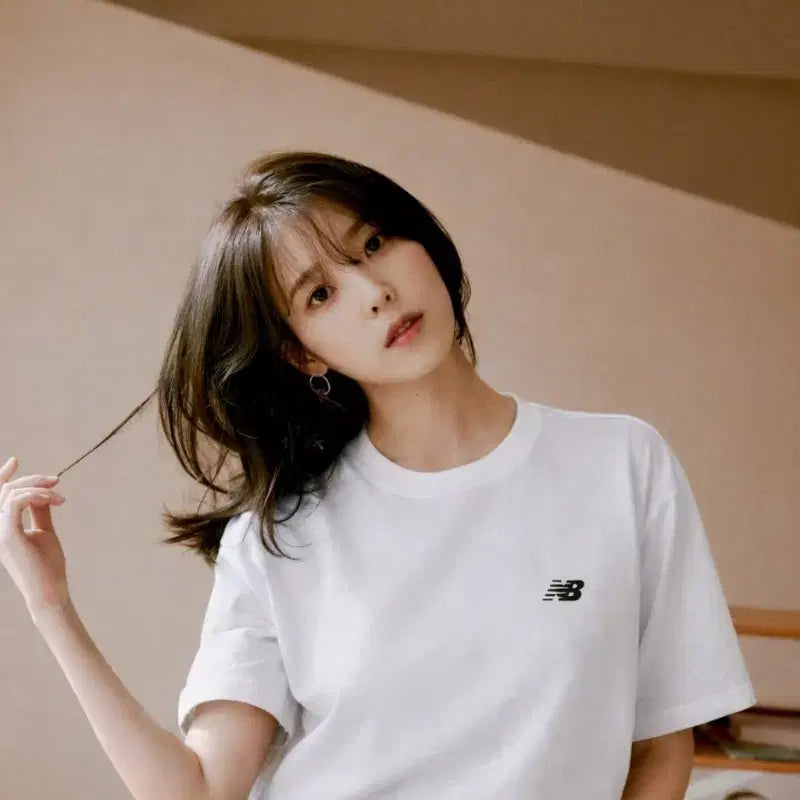 [BUNJANG] New Balance Embroidered Logo Short-Sleeve T-shirt / 