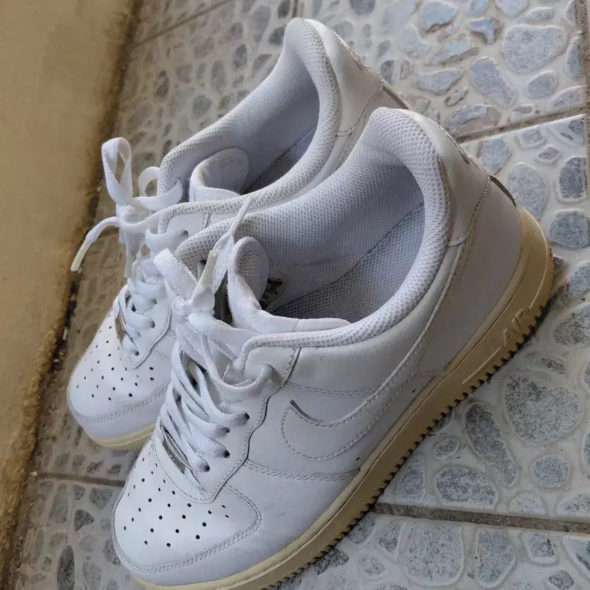 [BUNJANG] Nike Air Force All White Sneakers / 나이키 에어포스 올백 운동화
