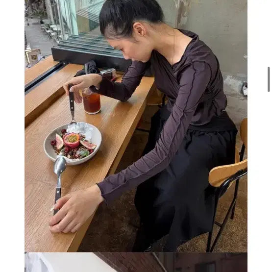[BUNJANG] 앙개 랩 스타일 긴팔 티셔츠 브라운 / 앙개 랩 스타일 긴팔 티셔츠 브라운