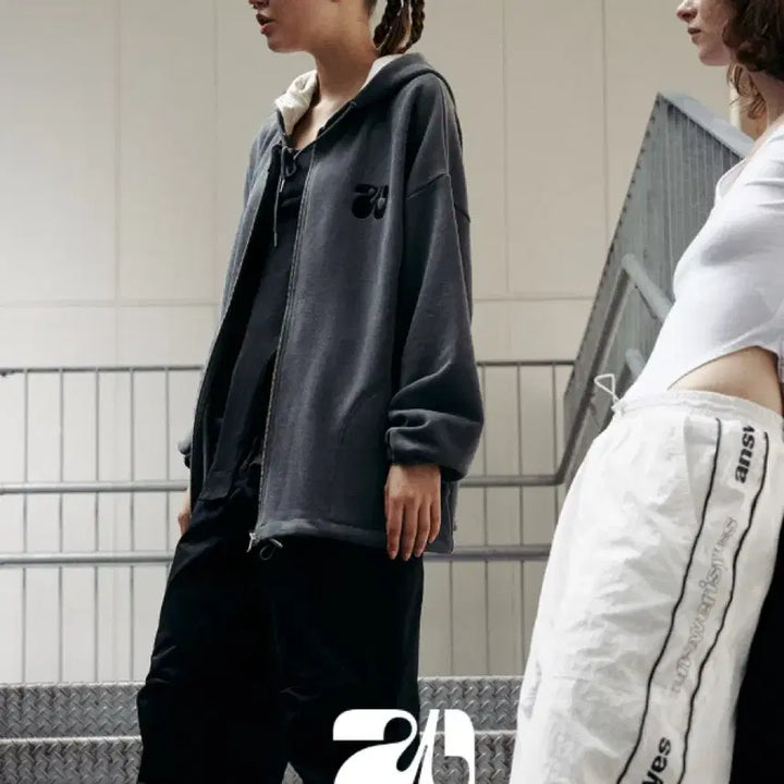[BUNJANG] ANSISYES Lee Hyori Worn Hoodie Zip-Up / 앤써이즈예스 후드집업 / 이효리 착용