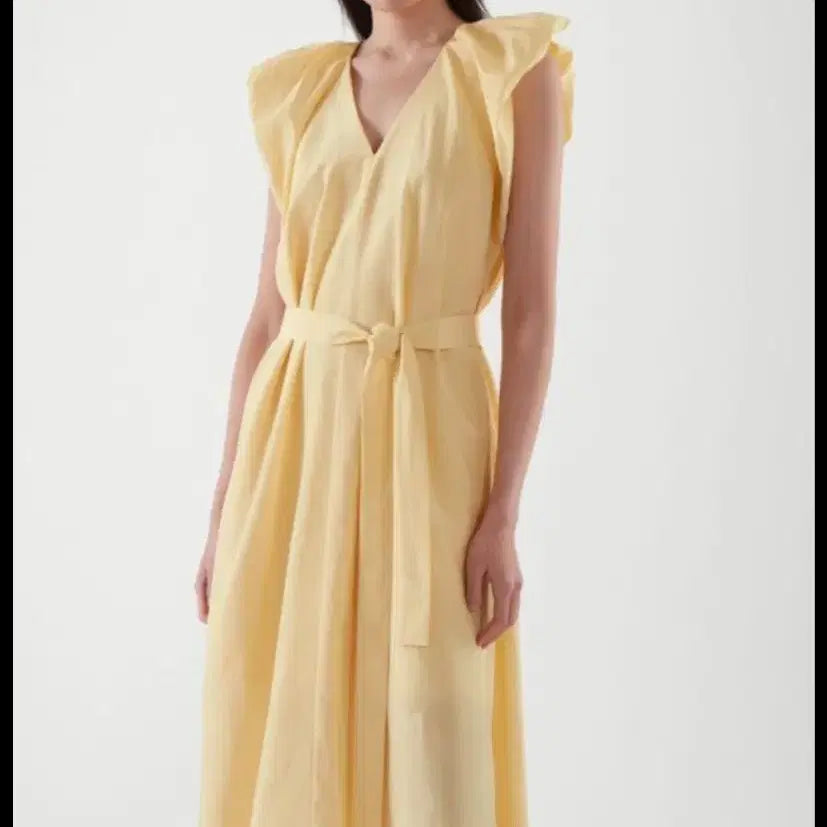[BUNJANG] COS Silk Blend Shirred V-Neck Long Dress / [COS] 코스 실크 혼방 셔링 브이넥 롱 원피스 (Lemony Yell