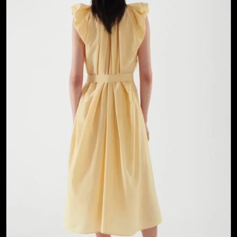 [BUNJANG] COS Silk Blend Shirred V-Neck Long Dress / [COS] 코스 실크 혼방 셔링 브이넥 롱 원피스 (Lemony Yell