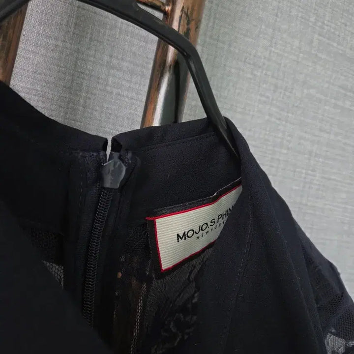 [SOLD OUT] 모조에스핀 진네이비 레이스맥시원피스