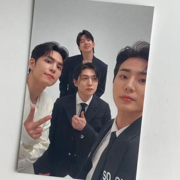 [BUNJANG] DAY6 Wonpil Cosmopolitan Magazine Cover / 코스모폴리탄 원필 표지 판매합니다!