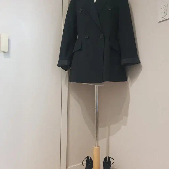 [BUNJANG] G. Studio Black Double Button Jacket / 지스튜디오 블랙 더블 버튼 자켓