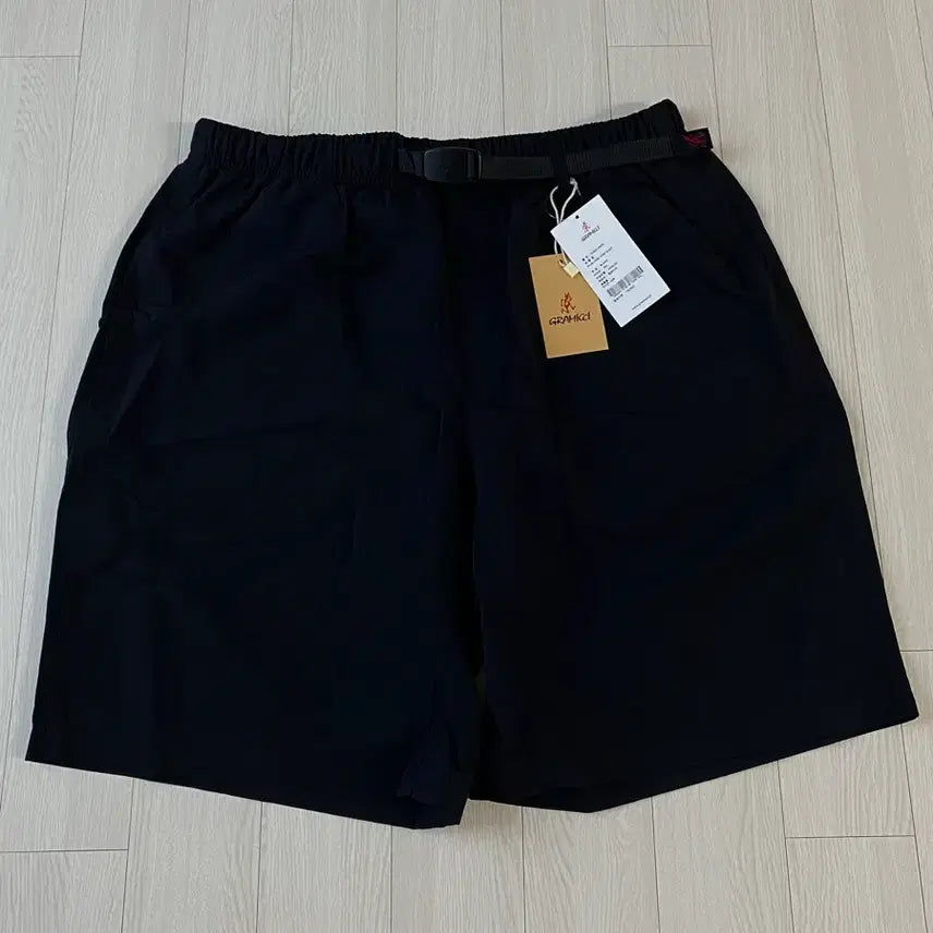 [BUNJANG] Gramicci Nylon Loose Shorts - Black / GRAMICCI NYLON LOOSE SHORT BLACK
