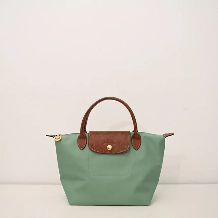 [BUNJANG] Longchamp Nylon and Leather Shoulder Clutch Bag / 롱샴 클러치백 숄더백 그린 나일론 소가죽 스몰 사이즈 여성