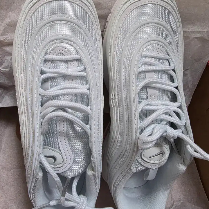 [BUNJANG] Nike Air Max 97 White Sneakers 235 / 나이키 에어맥스 97 화이트 운동화 235