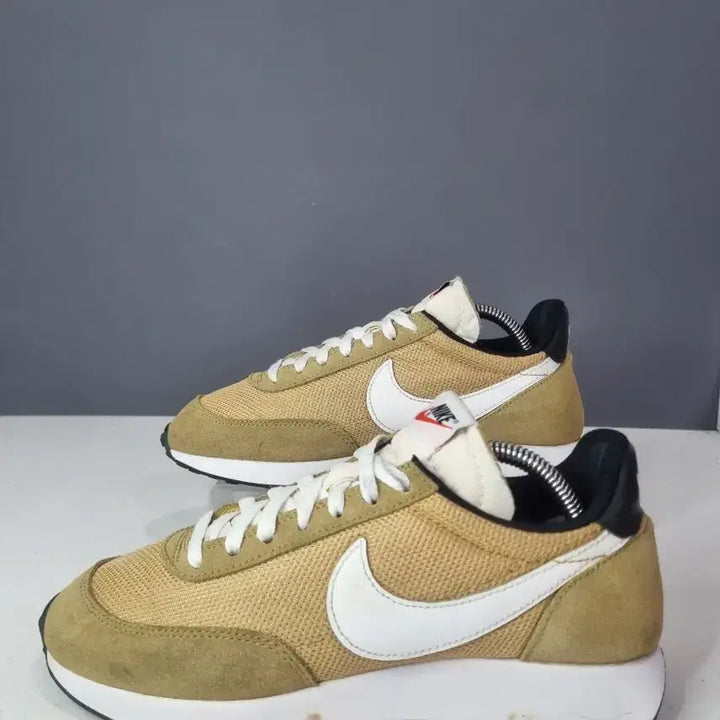 [BUNJANG] Nike Air Tailwind 79 Beige Vintage Sneakers / 효자빈티지 240 나이키 에어 테일윈드79 베이지