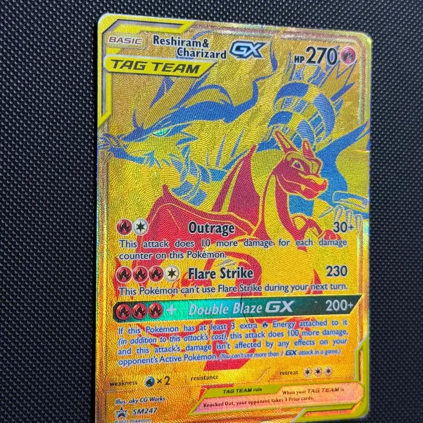 [BUNJANG] Reshiram &amp; Charizard GX UR Tag Team Gold Card (North America) / 포켓몬 레시라무 리자몽 GX UR 태그팀 금박 카드(북미)