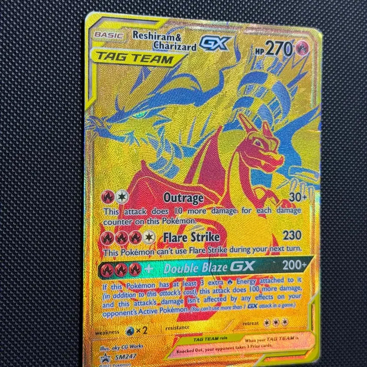 [BUNJANG] Reshiram &amp; Charizard GX UR Tag Team Gold Card (North America) / 포켓몬 레시라무 리자몽 GX UR 태그팀 금박 카드(북미)