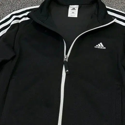 [SOLD OUT] 아디다스 삼각로고 검흰 여자 져지 95