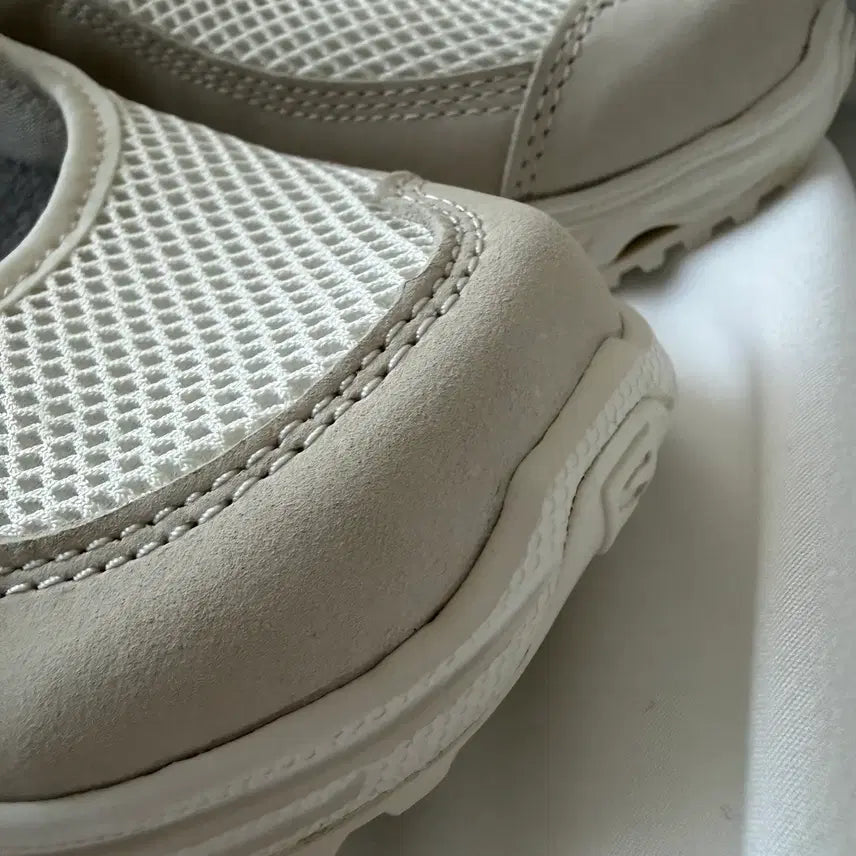 [BUNJANG] Salomon Mary Jane Vanilla 240 Shoes / 새상품 :) 살로몬 메리제인 바닐라 240