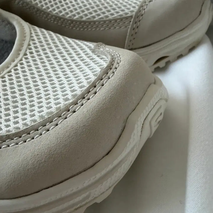 [BUNJANG] Salomon Mary Jane Vanilla 240 Shoes / 새상품 :) 살로몬 메리제인 바닐라 240
