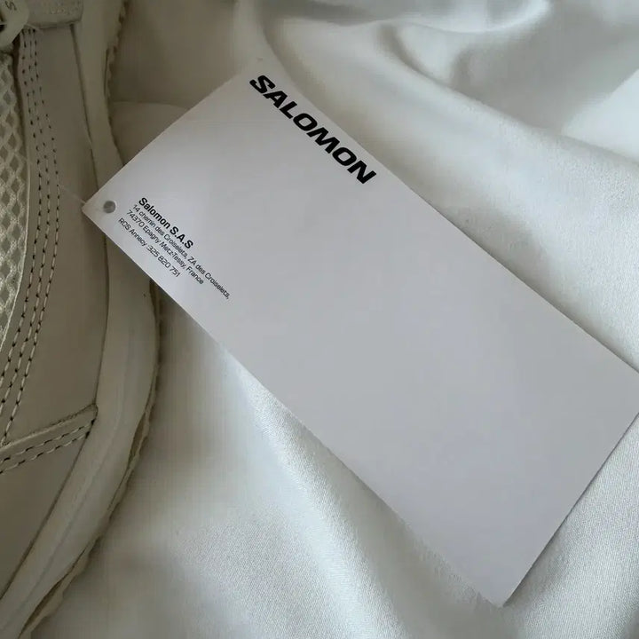 [BUNJANG] Salomon Mary Jane Vanilla 240 Shoes / 새상품 :) 살로몬 메리제인 바닐라 240