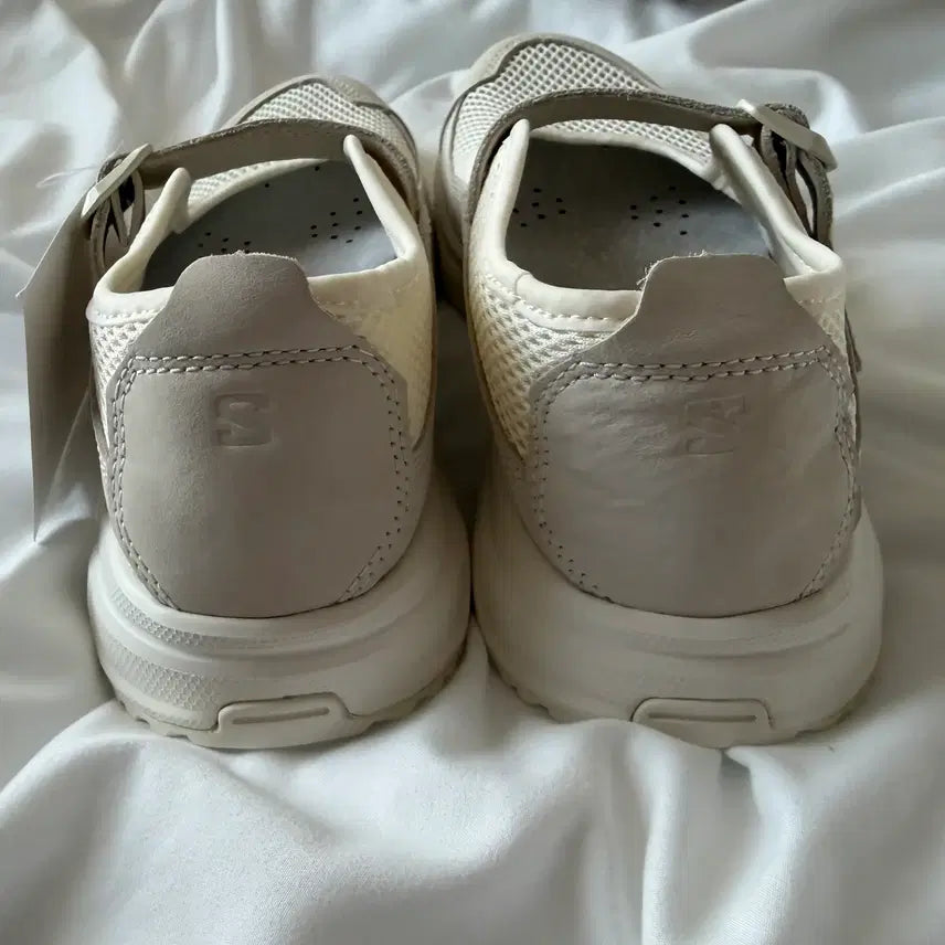 [BUNJANG] Salomon Mary Jane Vanilla 240 Shoes / 새상품 :) 살로몬 메리제인 바닐라 240