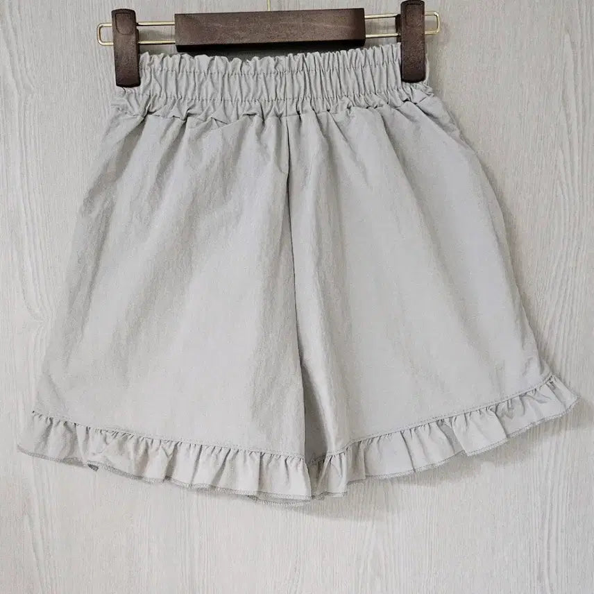 [BUNJANG] Unbranded Lace Frill Shorts / 바스락 반바지 레이스프릴 새상품