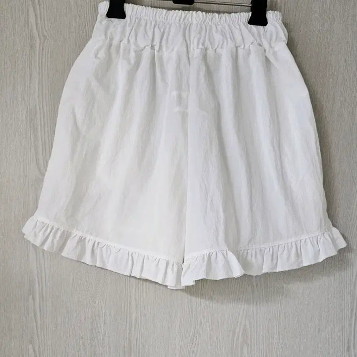[BUNJANG] Unbranded Lace Frill Shorts / 바스락 반바지 레이스프릴 새상품