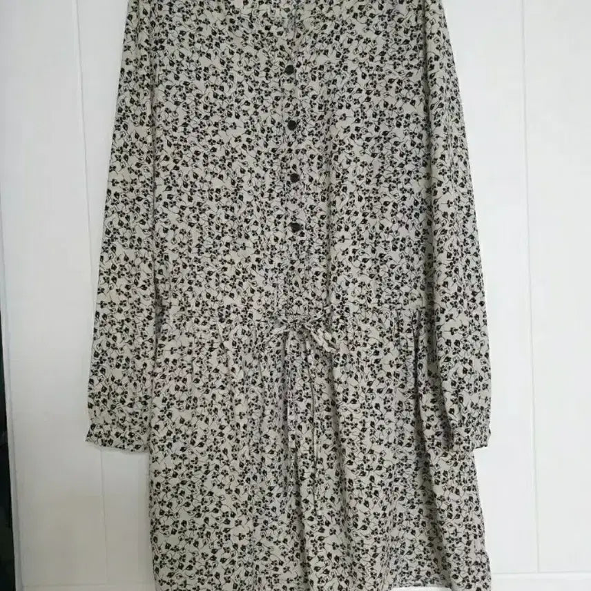 [BUNJANG] Floral Print Maxi Dress / (특가) 잔꽃 무늬 플라워 원피스