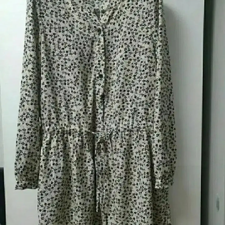 [BUNJANG] Floral Print Maxi Dress / (특가) 잔꽃 무늬 플라워 원피스