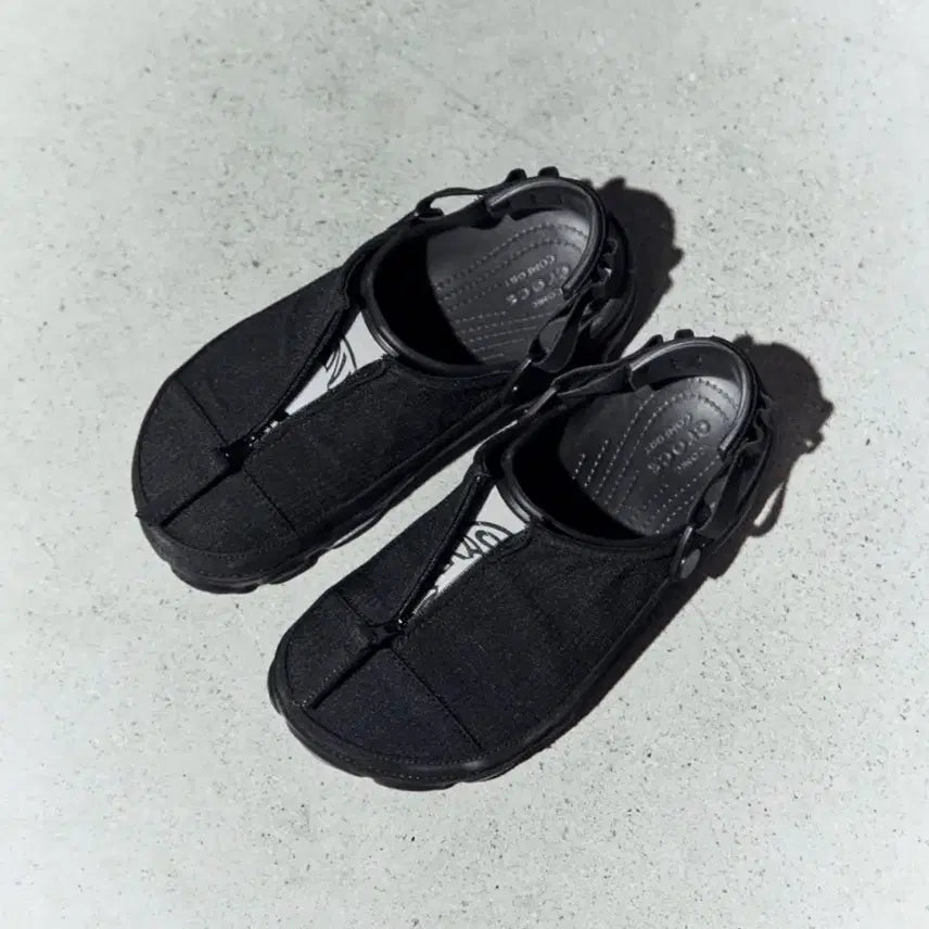 [SOLD OUT] (260)크록스 x 카시나 올 터레인 클로그 블랙