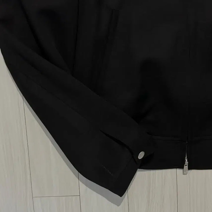 [SOLD OUT] 26SS 헬렛 울 헤링턴 자켓 블랙 L