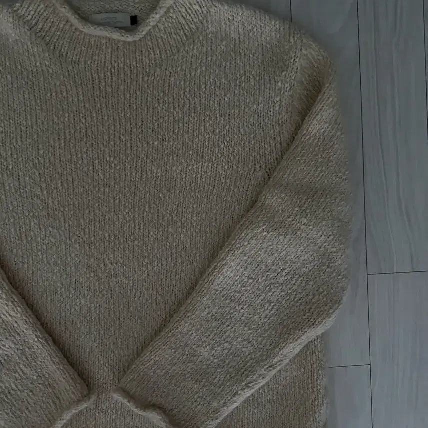 [BUNJANG] AMomento Hair Slub Pullover Knit Ecru L / 25FW 아모멘토 헤어리 슬럽 풀오버 니트 에크루 L