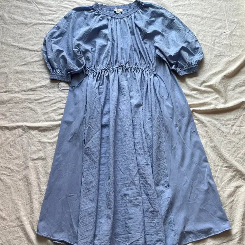 [SOLD OUT] Cos 코스 볼륨 슬리브 원피스