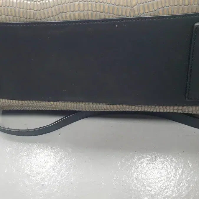 [BUNJANG] LOUDJ&amp;LOUNGE Navid Snake Skin Double Zip Leather Bag / 루즈앤라운지 나비드스네이크스킨더블집 가죽가방