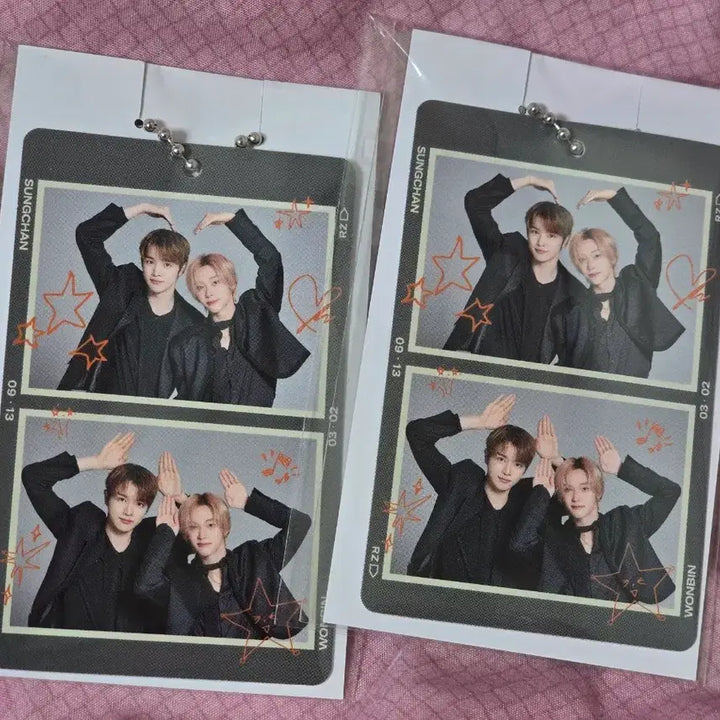 [BUNJANG] RIIZE Sungchan Wonbin Sunjeongz Tokyo Dome Random Toy 2-Cut Photo Keyring / 라이즈 성찬 원빈 순정즈 도쿄돔 랜덤토이 2컷 포토