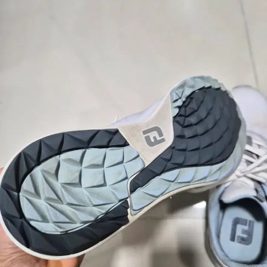 [BUNJANG] FootJoy Golf Shoes / 풋조이골프화235