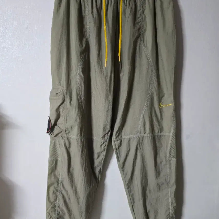 [BUNJANG] Nike Cargo Pants Beige Polyester/Nylon Blend L / 나이키 카고 바지 L