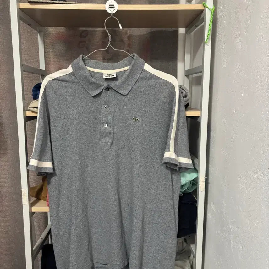 [SOLD OUT] 라코스테 회색 폴로 카라 티셔츠
