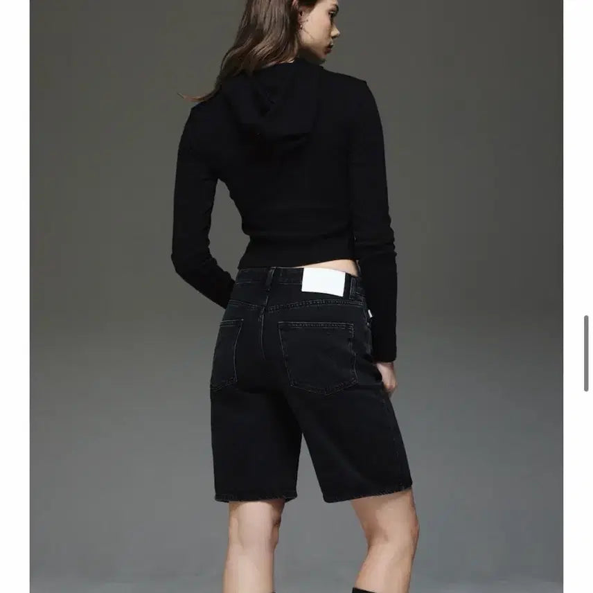 [BUNJANG] Glowny THE PEGGY SHORTS Black XS / 글로니 THE PEGGY SHORTS BLACK XS사이즈