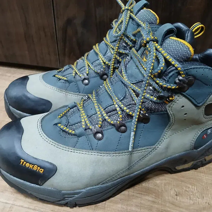 [BUNJANG] Treksta Gore-Tex Hiking Boots Men&