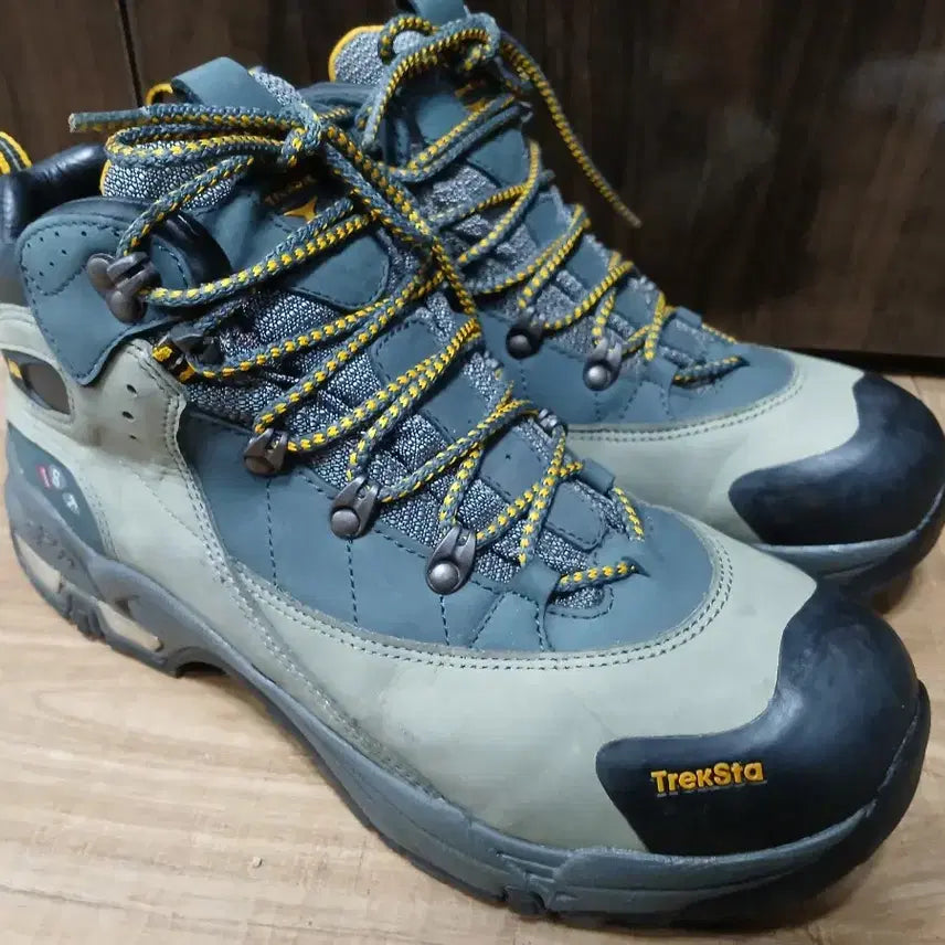 [BUNJANG] Treksta Gore-Tex Hiking Boots Men&