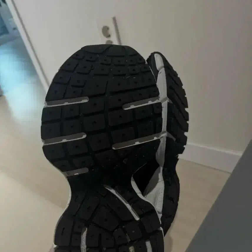 [BUNJANG] Balenciaga 3XL Speedrunner Sneakers / (40) 발렌시아가 3xl 스피드러너 (새상품급)