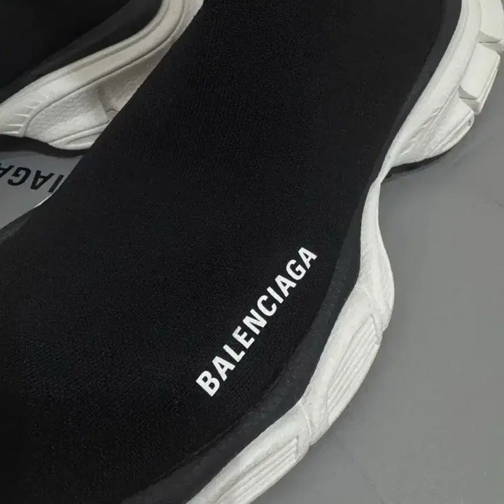 [BUNJANG] Balenciaga 3XL Speedrunner Sneakers / (40) 발렌시아가 3xl 스피드러너 (새상품급)