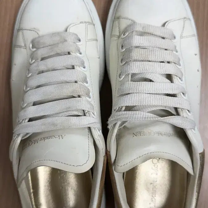 [BUNJANG] Alexander McQueen Oversized Gold Tab Sneakers / 알렉산더맥퀸 오버솔 41.5