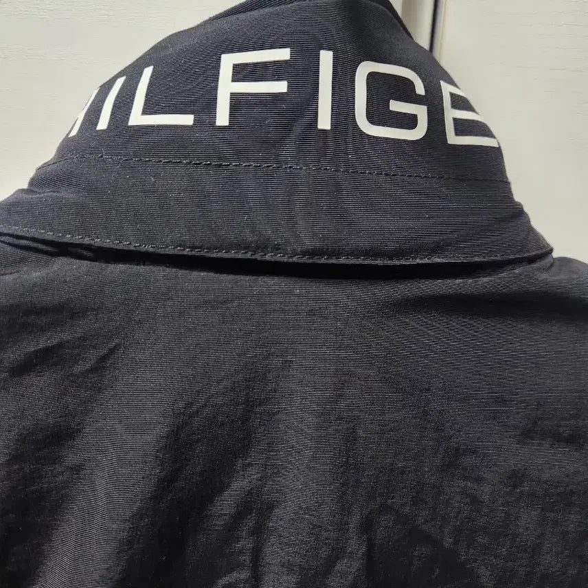 [SOLD OUT] 타미힐피거 후드 점퍼 M