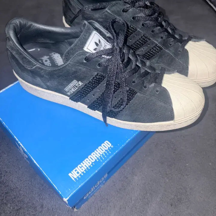 [BUNJANG] Adidas Superstar x Neighborhood Shelltoe Sneakers / 아디다스 슈퍼스타 x 네이버후드 쉘토 jp260