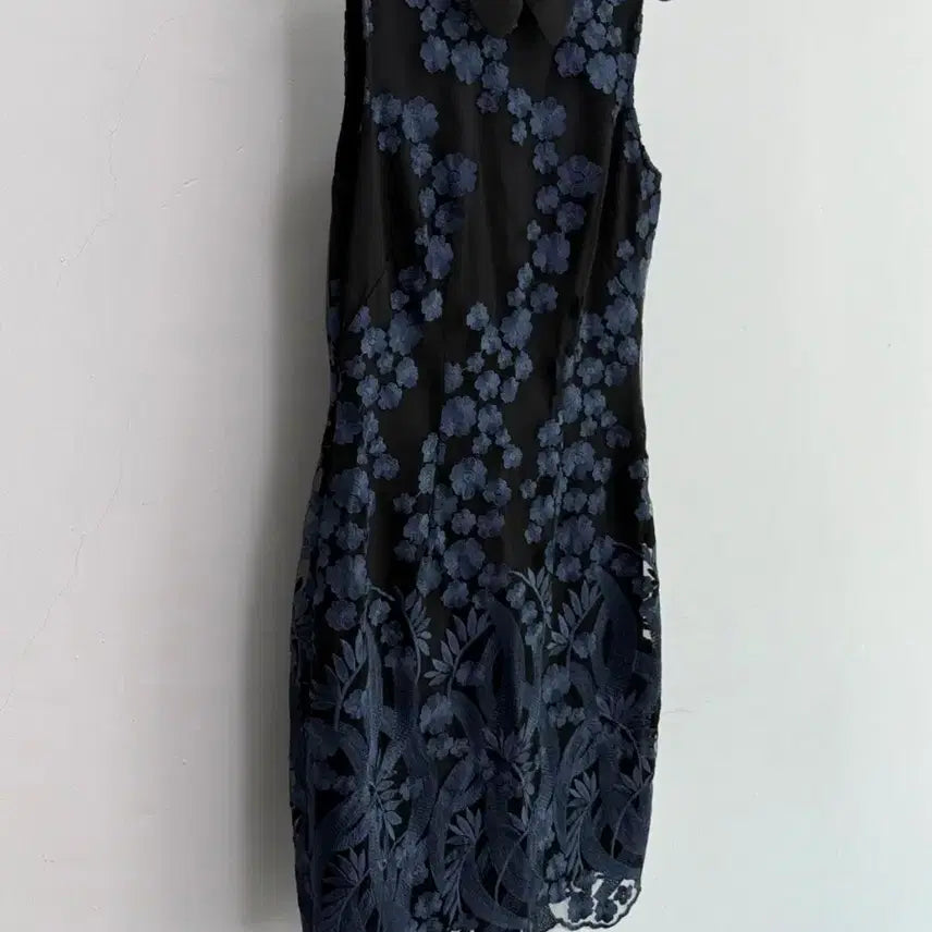 [BUNJANG] KARL LAGERFEL Flower Lace Collar Dress / 정품 칼 라거펠트 KARL LAGERFEL 플라워 레이스 카라 원피스
