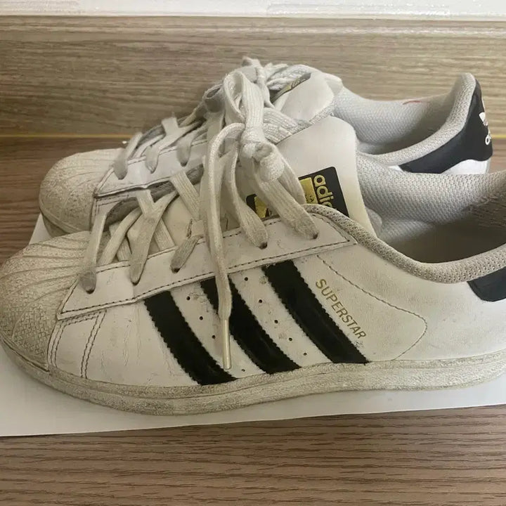 [BUNJANG] Adidas Superstar White Black Sneakers / 아디다스 슈퍼스타 흰검 스니커즈