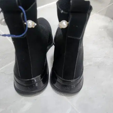 [SOLD OUT] (새상품)슈콤마보니 블랙 삭스 부츠 230
